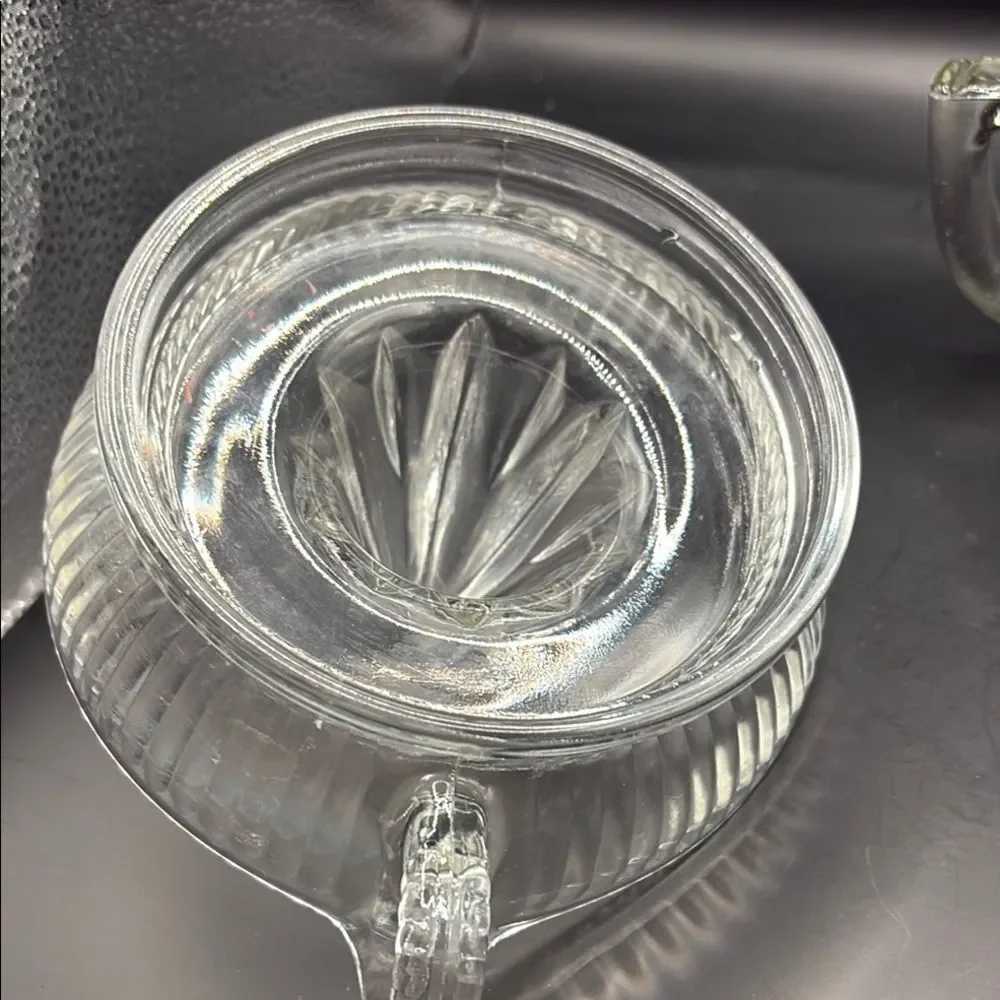 Clear Glass Juicer and pitcher Set